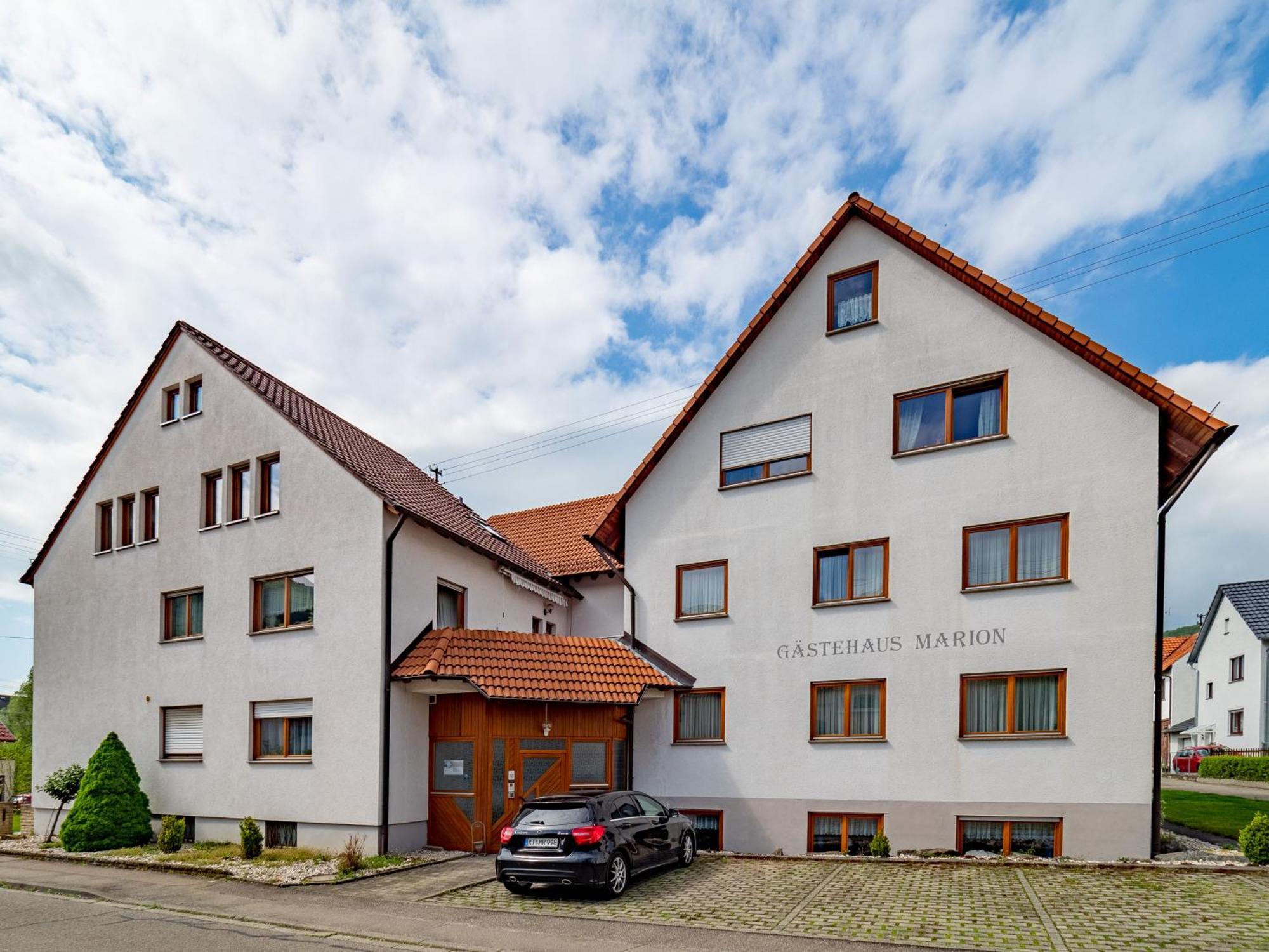Gaestehaus Marion Dettingen an der Erms Exterior photo